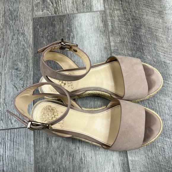 Vince Camuto Mauve Platform Sandals - Picture 10 of 11